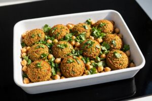 Read more about the article Falafel Assado com Ervas (Sem Fritura)