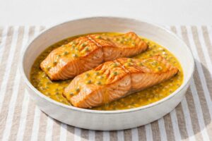 Read more about the article Filé de Salmão Grelhado com Molho de Maracujá