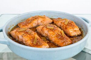 Read more about the article Salmão ao Molho de Gengibre e Mel